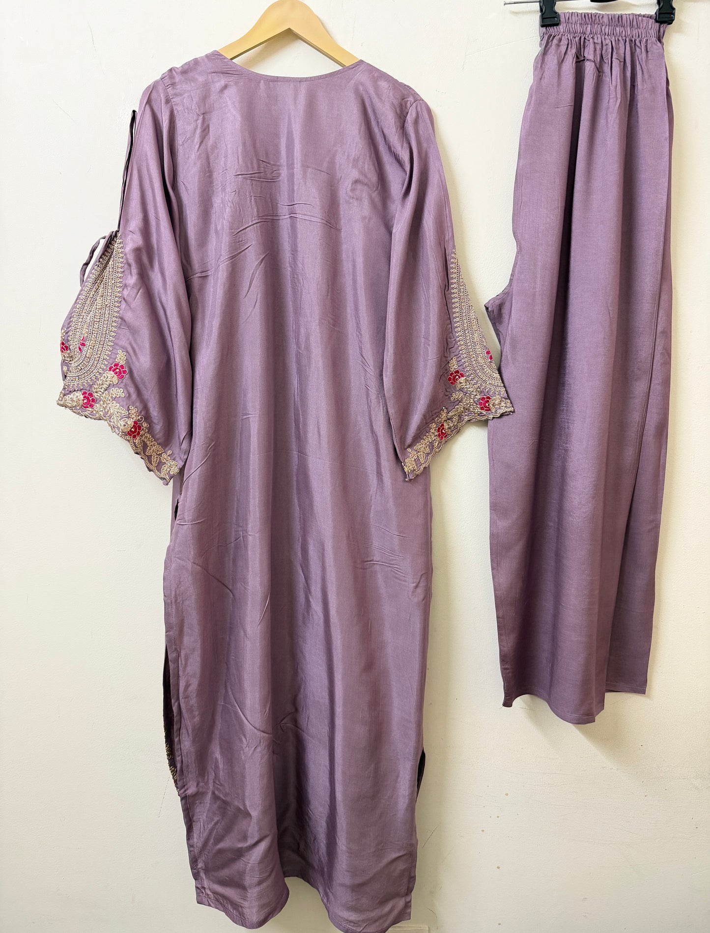 Mauve Kaftan Style Muslin Outfit with Potli Bag | Ethnic Wear | Sizes 40–46