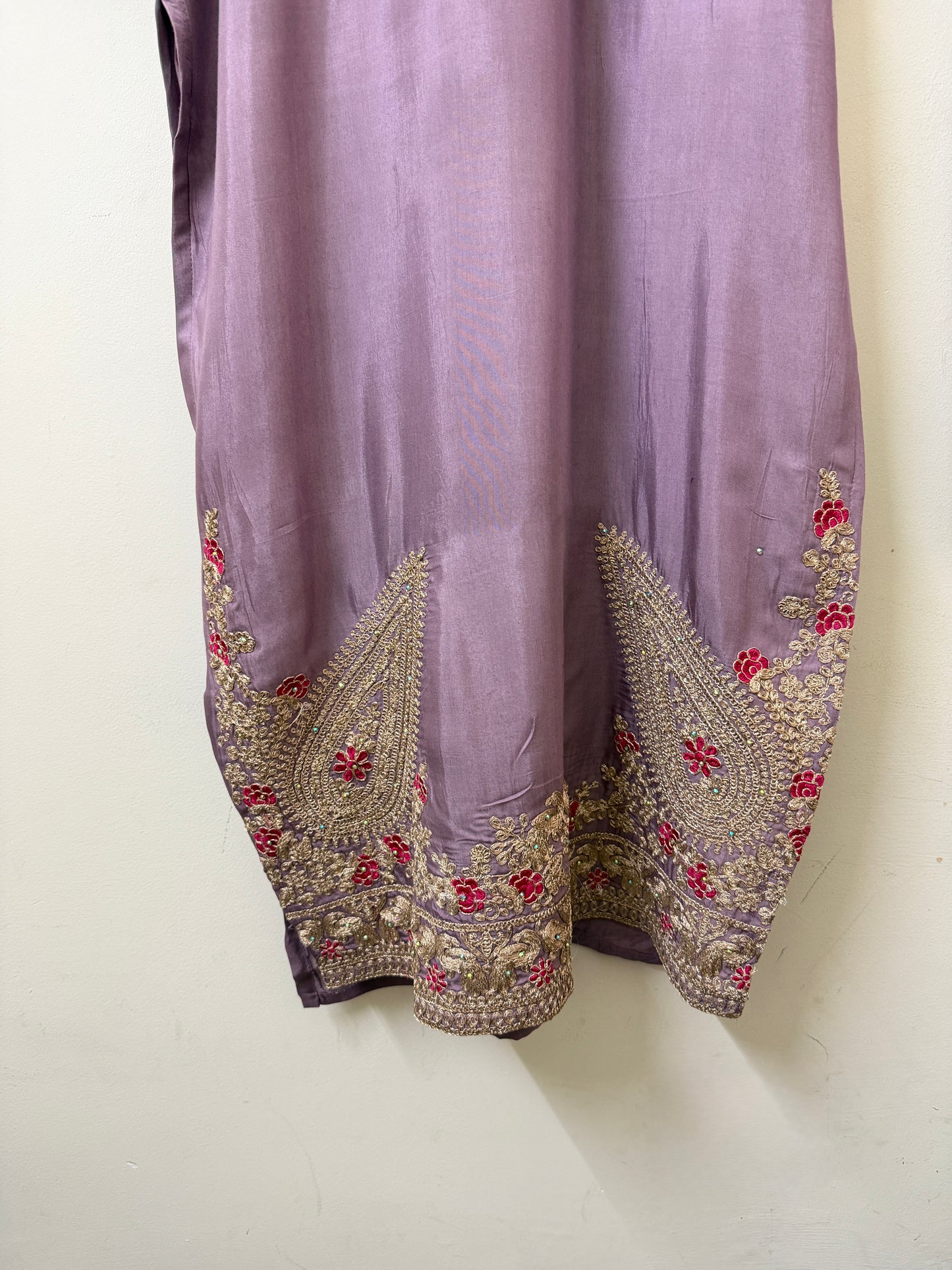 Mauve Kaftan Style Muslin Outfit with Potli Bag | Ethnic Wear | Sizes 40–46