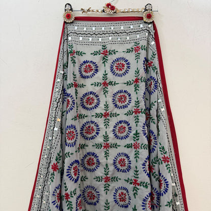 Grey Phulkari dupatta with pink circular thread motifs and decorative border