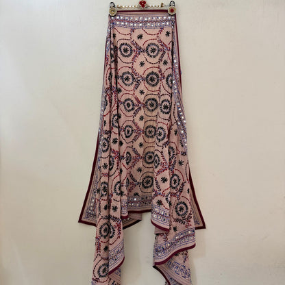 Grey Phulkari dupatta with pink and black hand-woven thread motifs