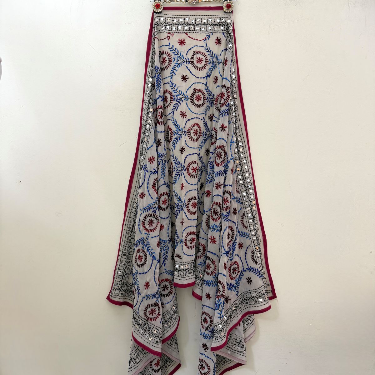 Hand-Woven Georgette Phulkari Thread Work Dupatta