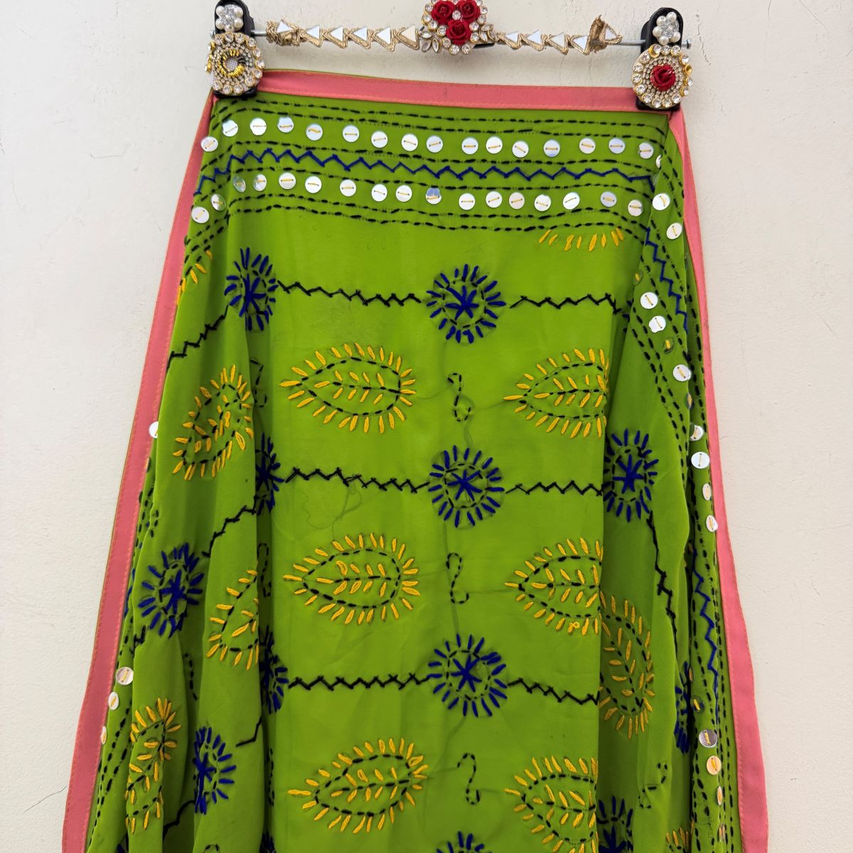 Hand-Woven Georgette Phulkari Thread Work Dupatta