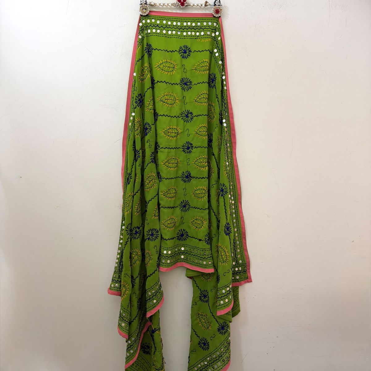 Hand-Woven Georgette Phulkari Thread Work Dupatta